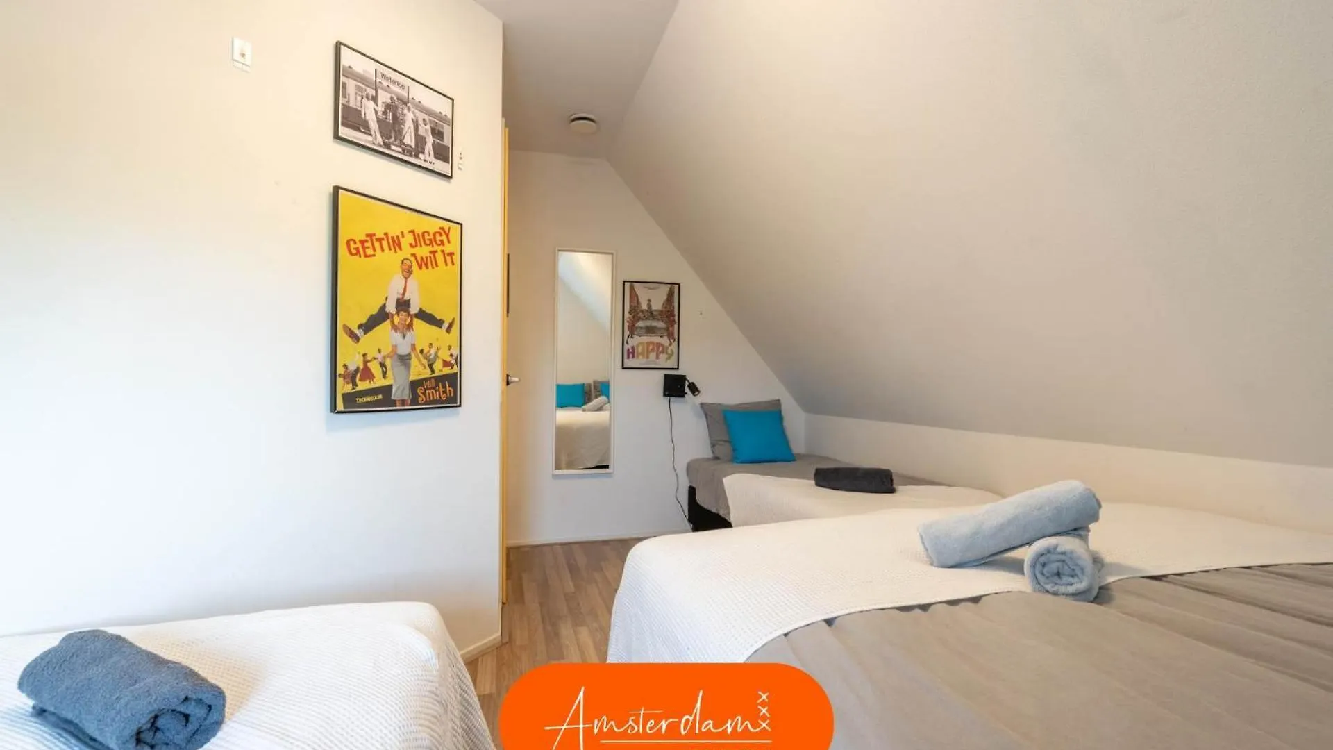 Amsterdam Group Stay - Jacuzzi, Sauna & Cinema Zwanenburg Hébergement de vacances