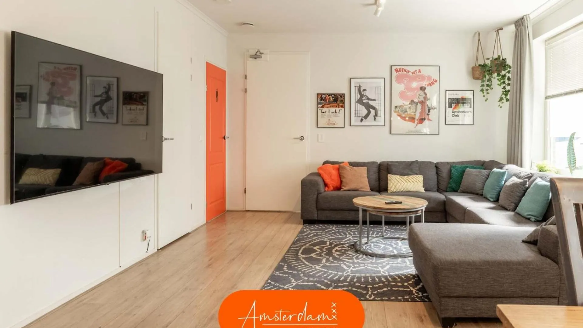 Hébergement de vacances Amsterdam Group Stay - Jacuzzi, Sauna & Cinema Zwanenburg